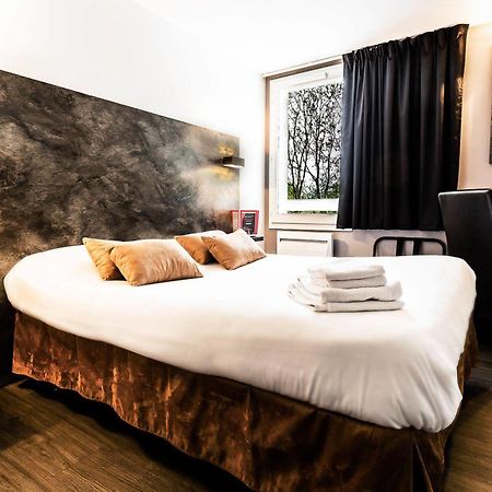 Logis Hotel Lons-Le-Saunier - Restaurant Le Grill المظهر الخارجي الصورة