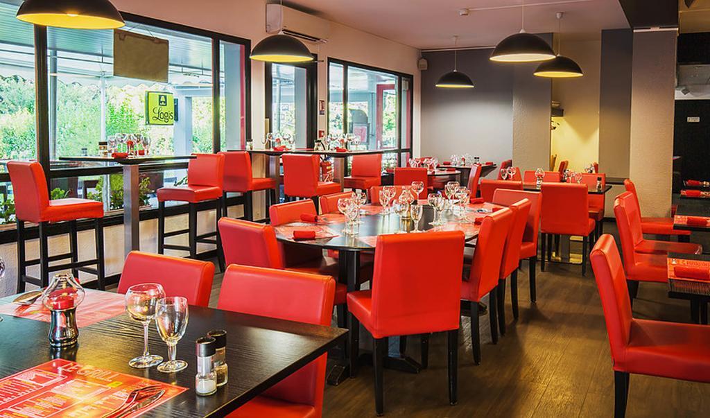 Logis Hotel Lons-Le-Saunier - Restaurant Le Grill المظهر الخارجي الصورة